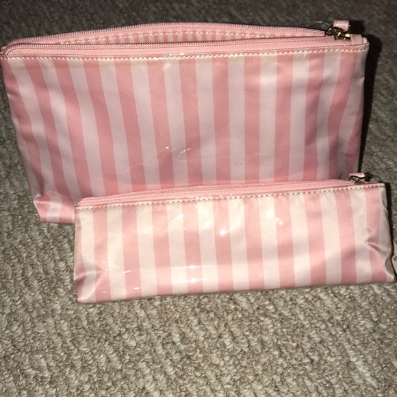 Nwt cosmetic pouch Victoria’s Secret - Picture 1 of 4